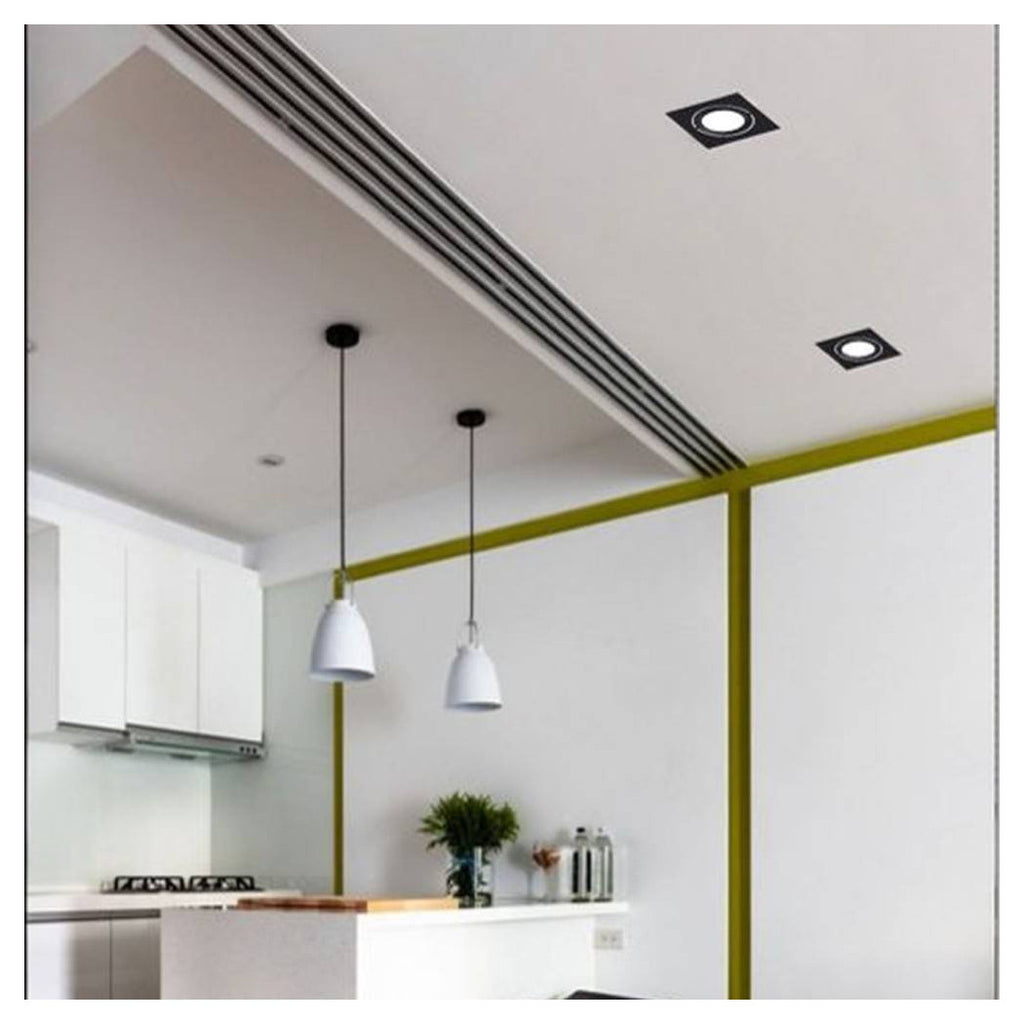 Foco empotrado cuadrado de foco de foco ajustable con resortes de 75 mm de orificio P20