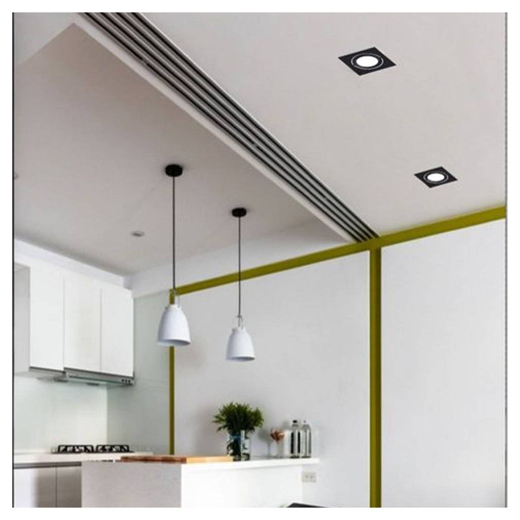 Foco empotrado cuadrado de foco de foco ajustable con resortes de 75 mm de orificio P20